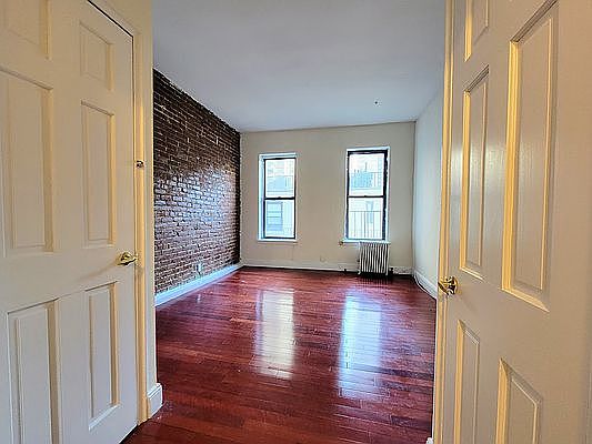 1st image of 488 E 74th St #6R