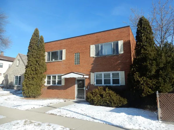 2060 S 90th St, Milwaukee, WI 53227