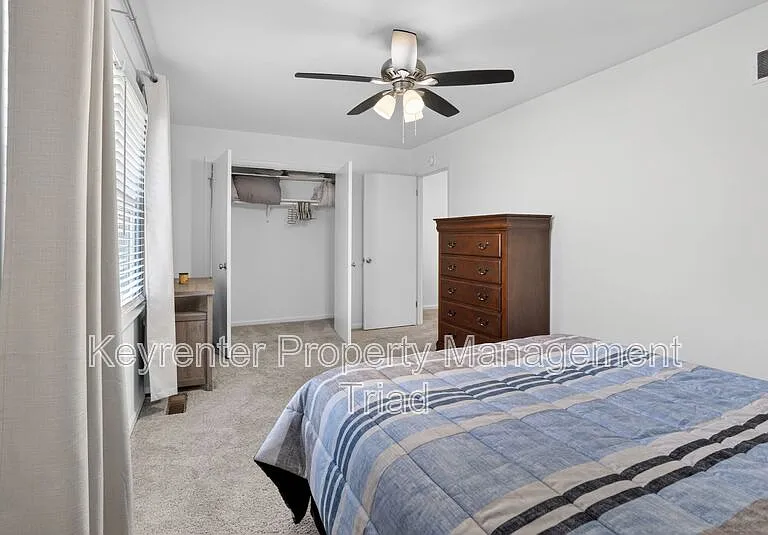 115 S Mendenhall St #D — Photo 15