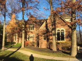 1986 Carsons Cv, Commerce Township, MI
