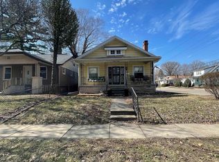 2001 S Lowell Ave, Springfield, IL 62704