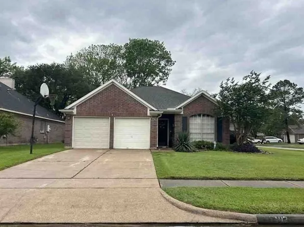 17102 Pecan Acres Dr, Sugar Land, TX 77498