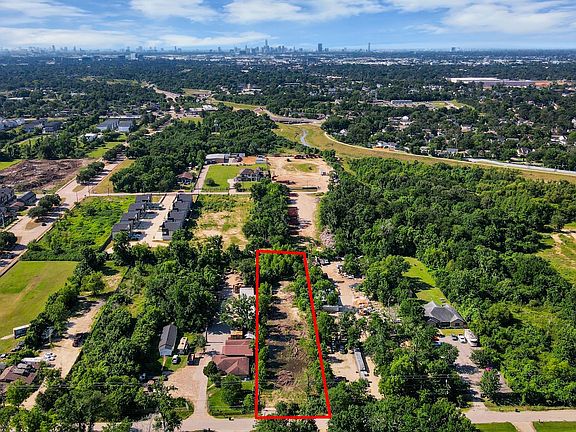 2nd image of 3525 De Soto St Lot 23