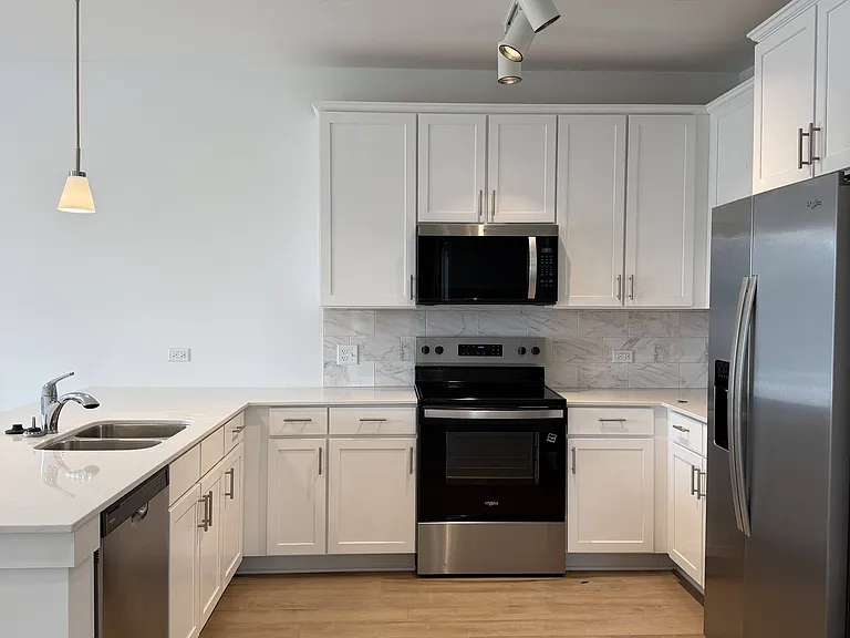 2 Bedroom - 1186 sq ft