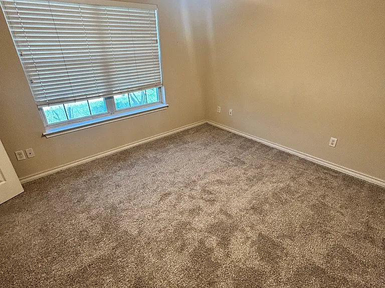 3537 Paloma Ridge Dr — Photo 3