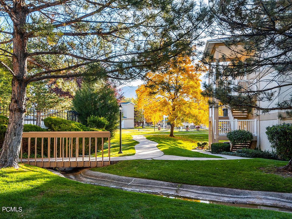 Highland Cove Condominiums 1450 E Highland Cove Ln Salt Lake City UT