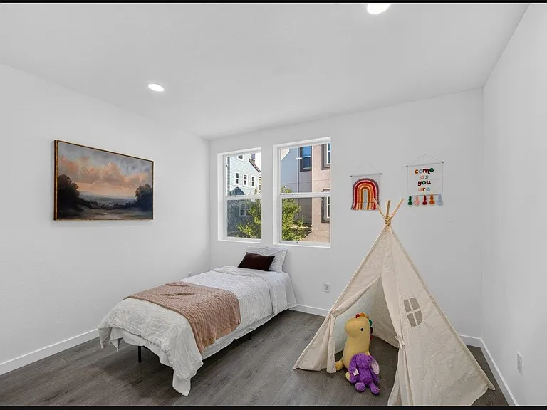 802 Garden St — Photo 6