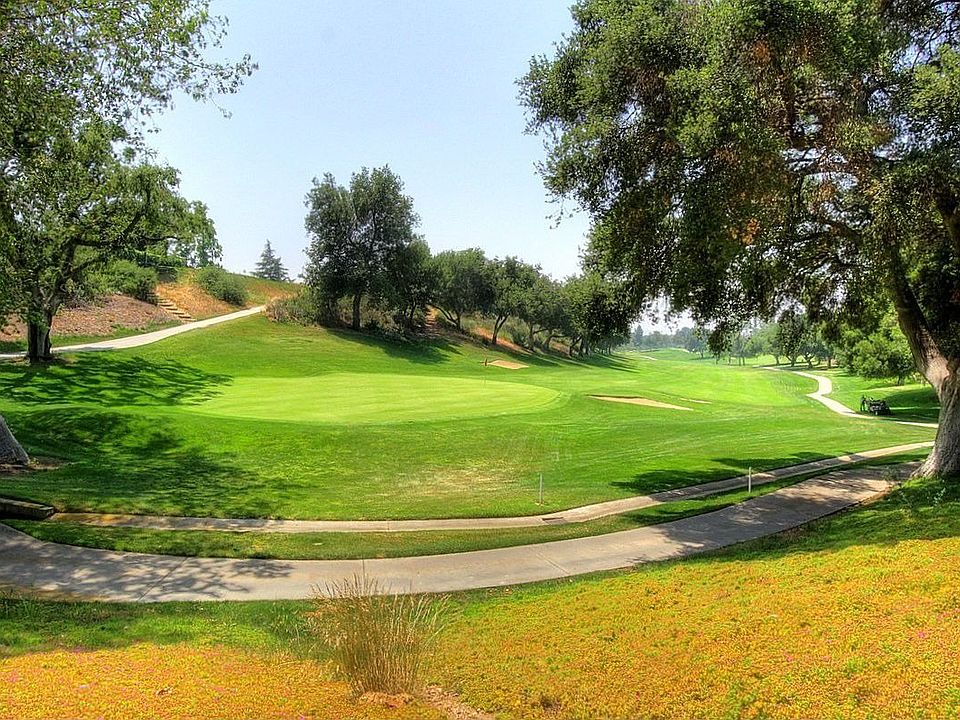 1st image of 1920 Country Club Dr