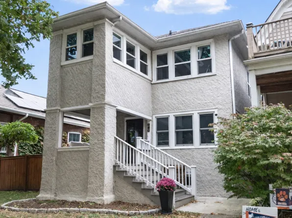 828 Wesley Ave, Oak Park, IL 60304