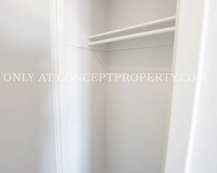 Foothill Terrace — Photo 278