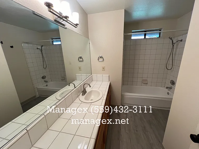 509 E Alluvial Ave #105 — Photo 16