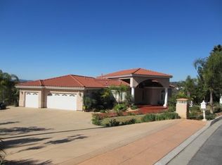 2459 Canyon Creek Rd, Escondido, CA 92025