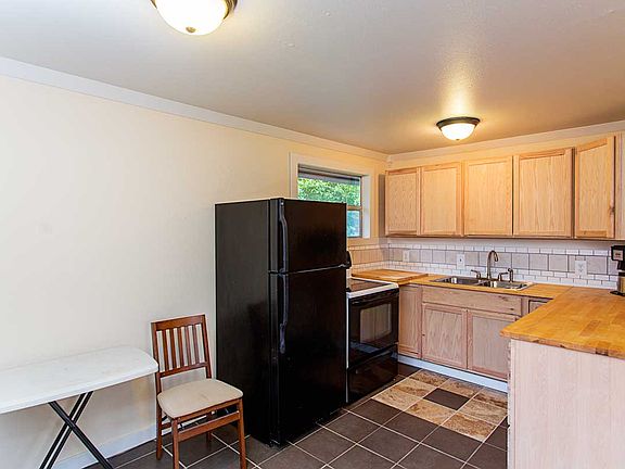5th image of 23805 56th Ave W