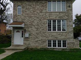 98 W 154th St FL 1RST, Harvey, IL 60426