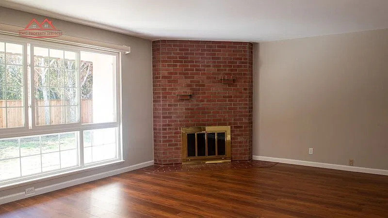 3 bed, 2.0 bath, 1488 sqft, $5,300 — Photo 3