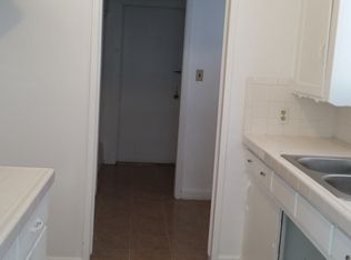 912 Jeffrey St, Bakersfield, CA 93305