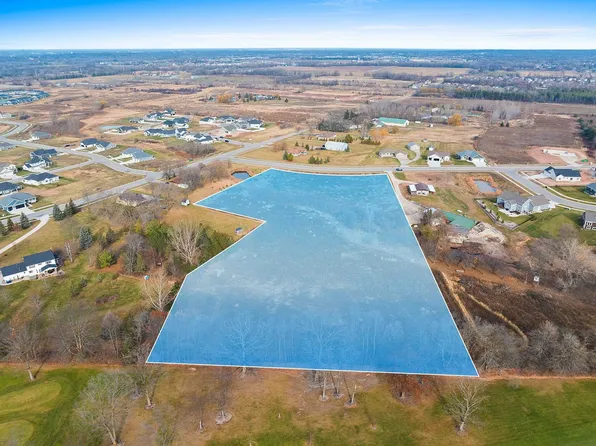 Dallas Ln, De Pere, WI 54115