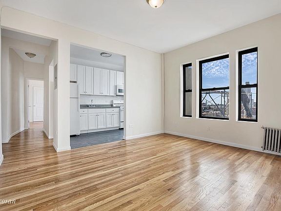 5th image of 600 W 186th St APT 6F