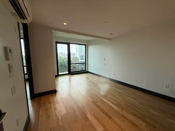 1134 Fulton Street 6J image 2 of 18