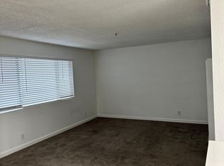 13604 Chadron Ave APT 12, Hawthorne, CA 90250
