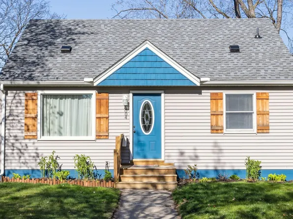 5004 5th St NE, Columbia Heights, MN 55421