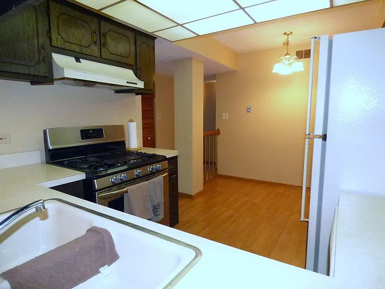 10420 Circle Dr #22B — Photo 10