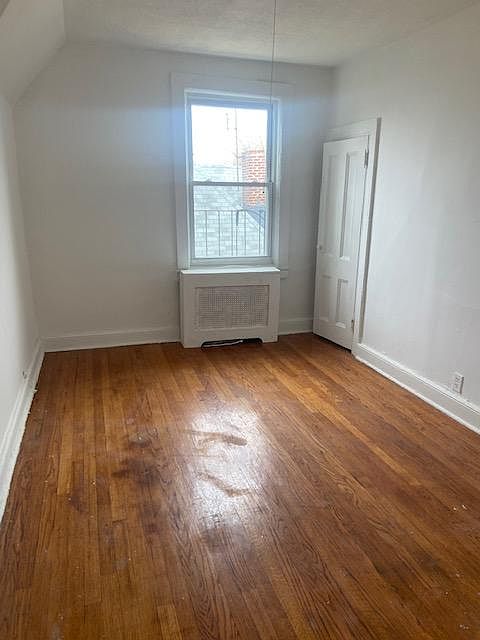 1st image of 56 W 2nd St #3