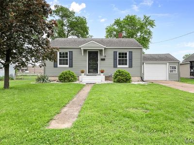513 Victory Dr, Collinsville, IL, 62234