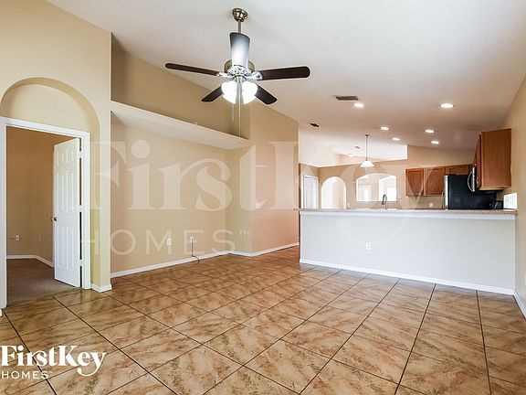 3rd image of 14710 Lady Victoria Blvd
