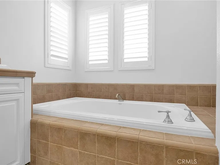 5271 Pearce Dr — Photo 36