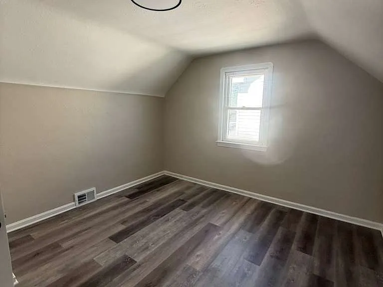 6701 Pelham Dr — Photo 19