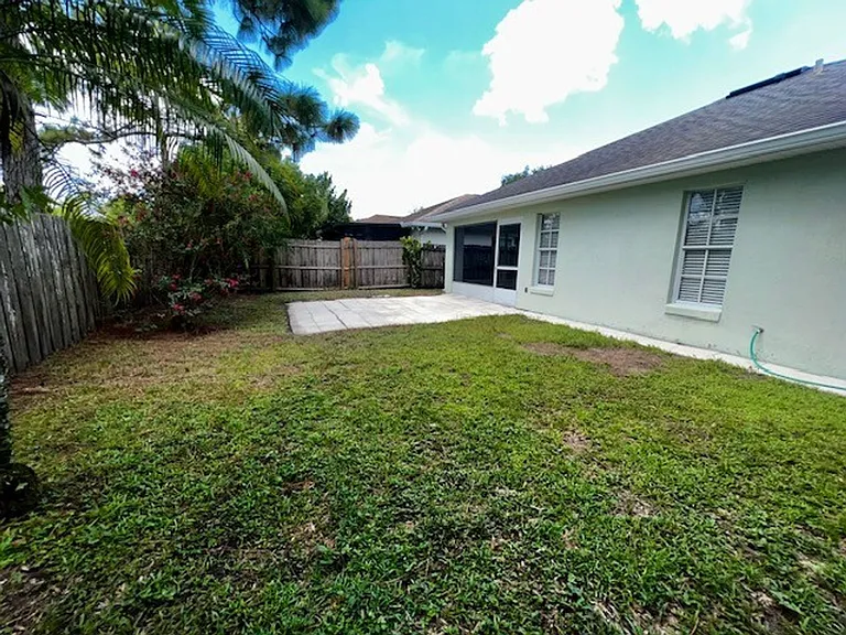 2024 Donegan Pl — Photo 48
