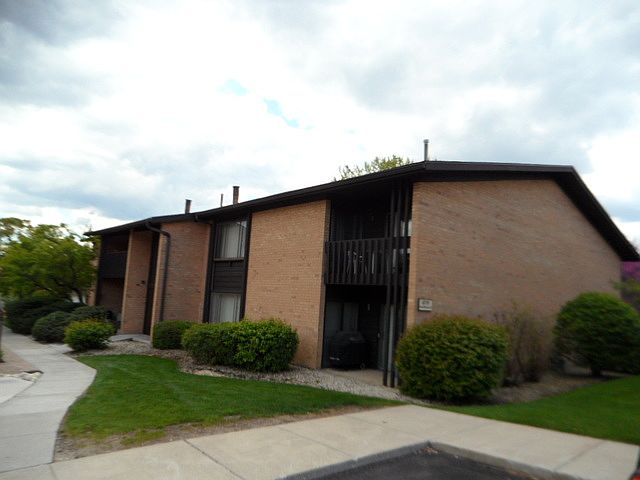 1st image of 6119 Knollwood Dr #103