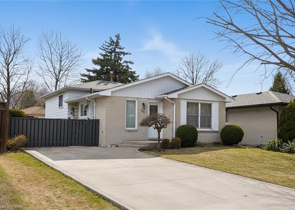 1st image of 24 Grenoble Rd