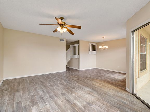 5th image of 1475 Lake Mango Way