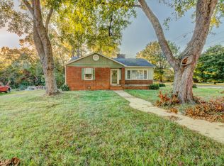 800 Elmwood Dr, Shelby, NC 28152