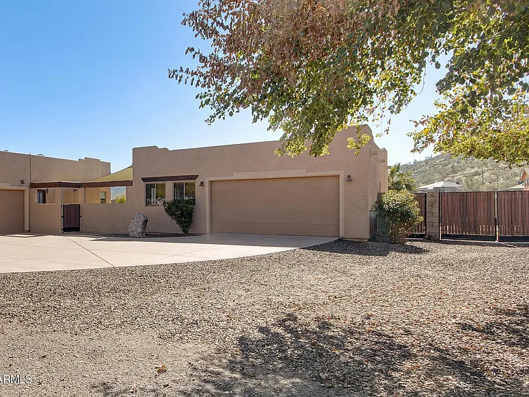 W Desert Ranch Rd — Photo 59