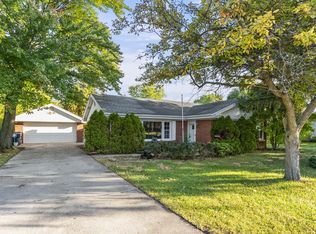 6836 W 113th St, Worth, IL