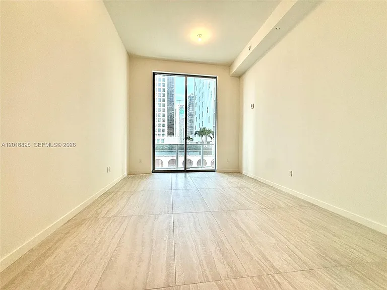77 SE 5th St #1213 — Photo 7