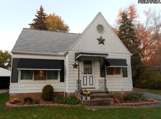 22290 Macbeth Ave, Fairview Park, OH 44126