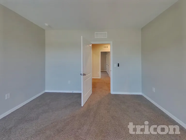5990 Churchill Square Way — Photo 6