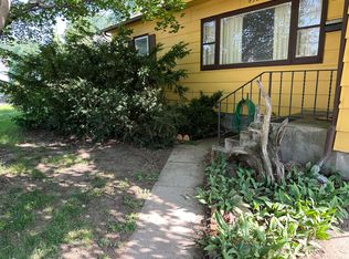 658 13th St SW, Huron, SD 57350