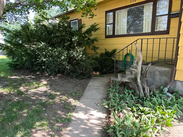 658 13th St SW, Huron, SD 57350