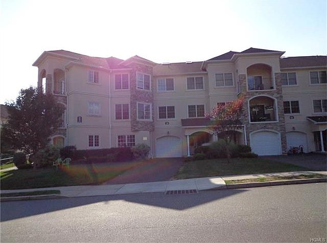 1st image of 79 Bates Dr #D4