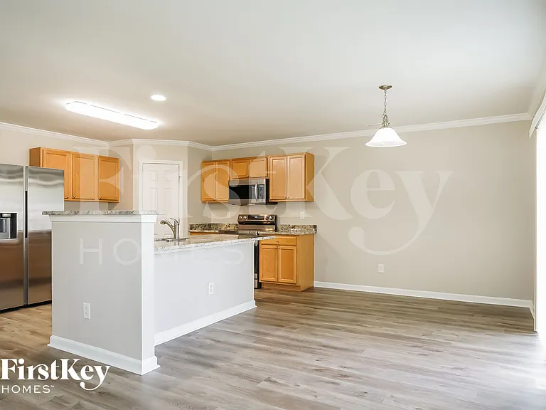 6831 Horseback Ln — Photo 6
