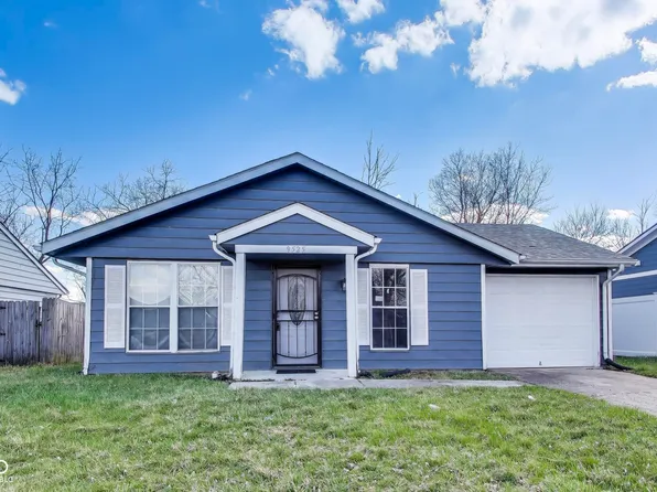 9525 Meadowlark Dr, Indianapolis, IN 46235