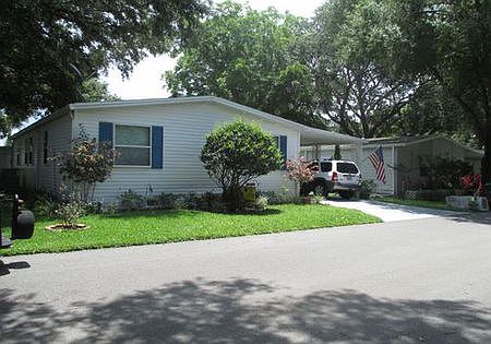 1st image of 650 Hyde Park Cir W