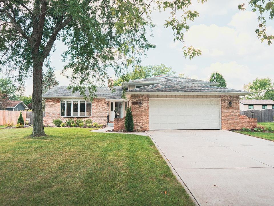 1st image of 10096 Olcott Ave