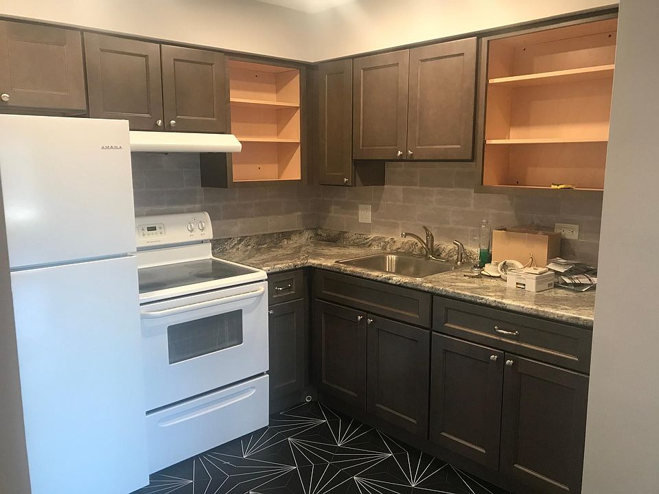 Kitchen cabinets are going to be fully finished by the 1st of September.