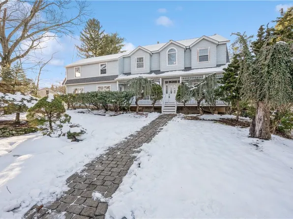 297 N Little Tor Road, New City, NY 10956